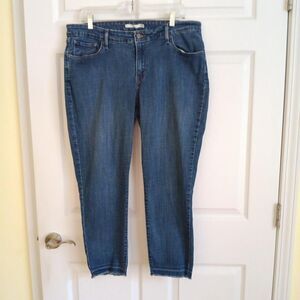 Levi’s 711 Skinny Jeans in Women’s Plus Size 20W